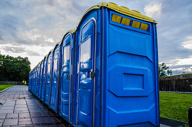 Best Portable restroom solutions  in Fremont, MI